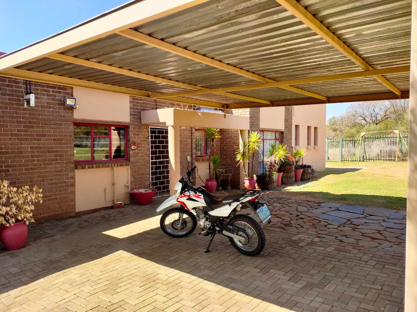 4 Bedroom Property for Sale in Langenhovenpark Free State